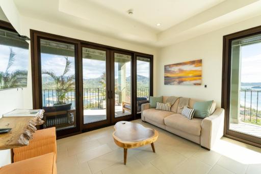 360 Splendor 104B-Ocean View Condo-Breakfast Included! - Housity