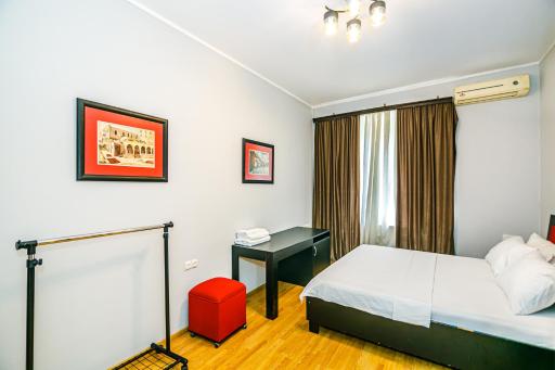 Azneft Garden Apartment - Housity