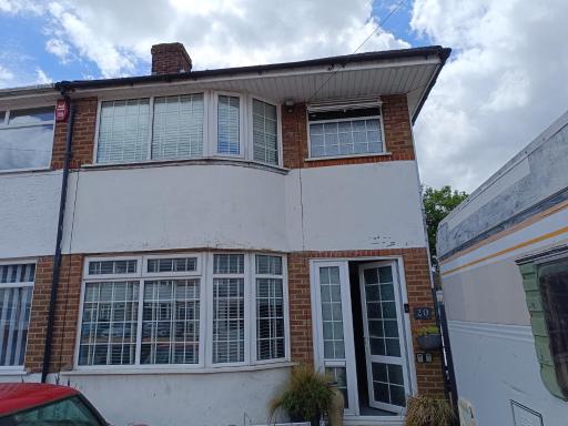 Spacious Luton Rooms - Housity
