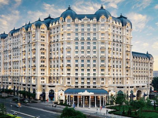 Legendale Hotel Beijing - Housity