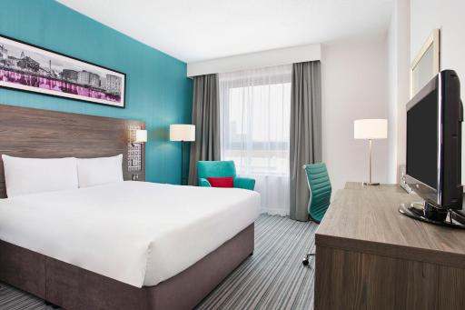 Leonardo Hotel Plymouth - Housity