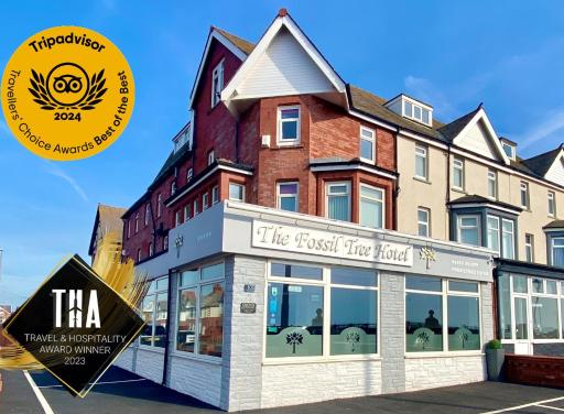 The Fossil Tree Hotel - Housity