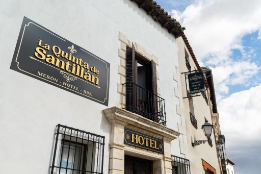 Hotel La Quinta de Santillán - Housity