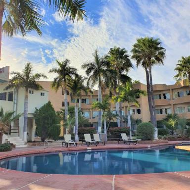 Hotel Hacienda Tetakawi - Housity