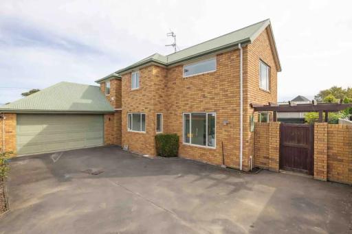 A Great Location 4 bedrooms, quiet and comfort! - Hizvo