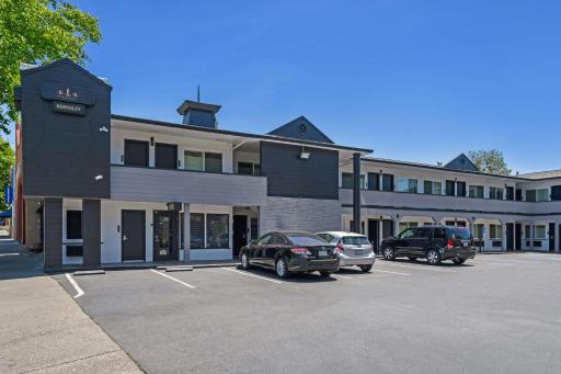 Sather Berkeley - SureStay Collection by Best Western - Housity