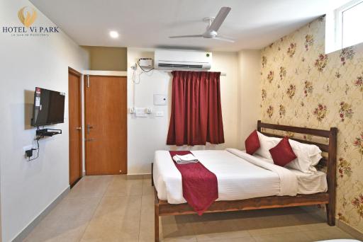 Hotel Vi Park - Housity