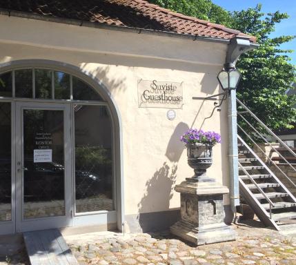 Suviste Guesthouse - Housity