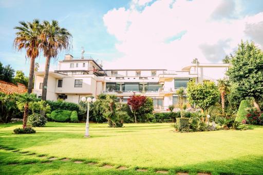 Hotel Ristorante Guardanapoli - Housity