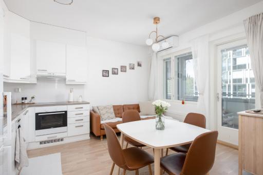 Modern apartment with sauna and free parking - Housity