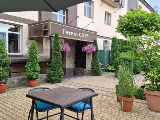 Hotel Sluch - Housity