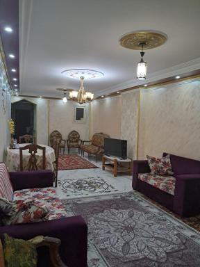 شقة مميزة جدا في قلب العاصمة قريبة من جميع الأماكن والخدمات - Housity