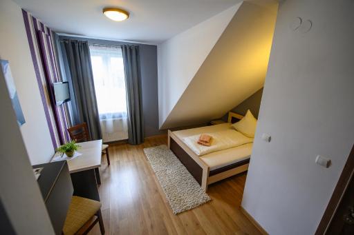 Hotel Restauracja Sara - Housity