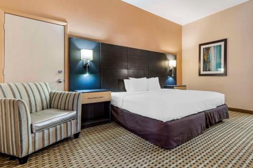 Quality Inn - Housity