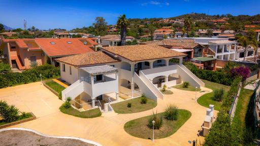 Sardiniarooms Arbatax Beach - Housity