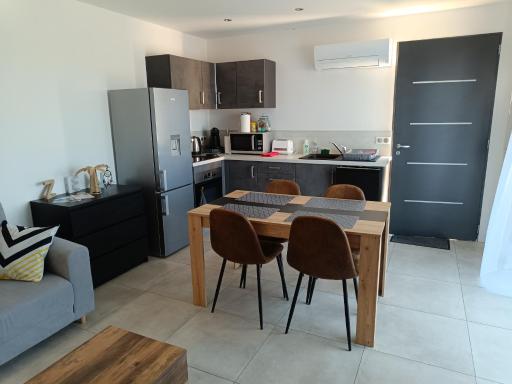 Doume et Coco - Housity