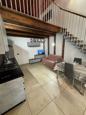 Azzurra Apartment - Housity