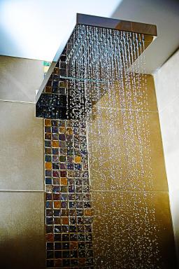 The Morecambe Hotel - Housity