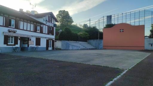 Auberge Tante Ursule - Housity