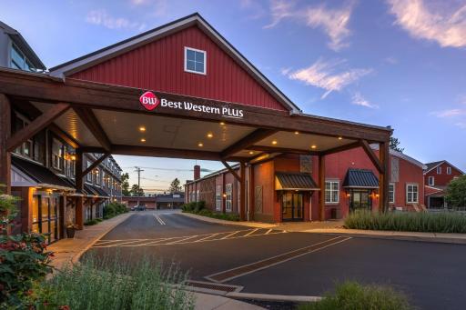 Best Western Plus Intercourse Village Inn - Housity