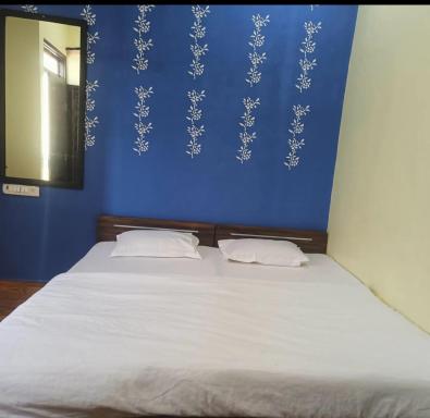 siddhivinayak hotel - Housity