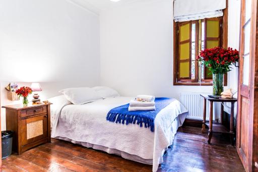 Hostal La Casita - Housity