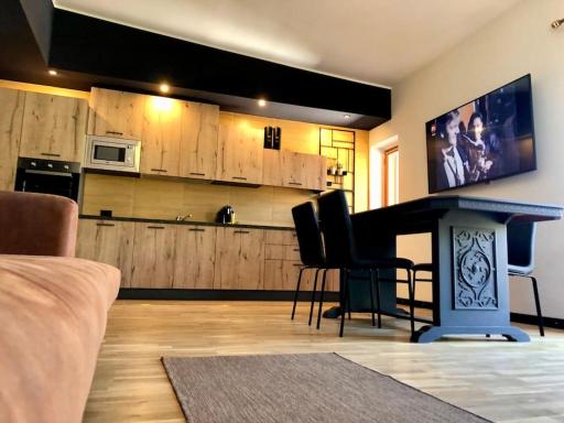 Flart -Boutique Home Shop - Caminia - Housity