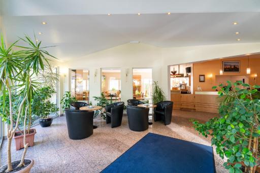 Airport Business Hotel Köln - Housity