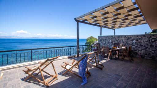 Ionian Boutique - Housity