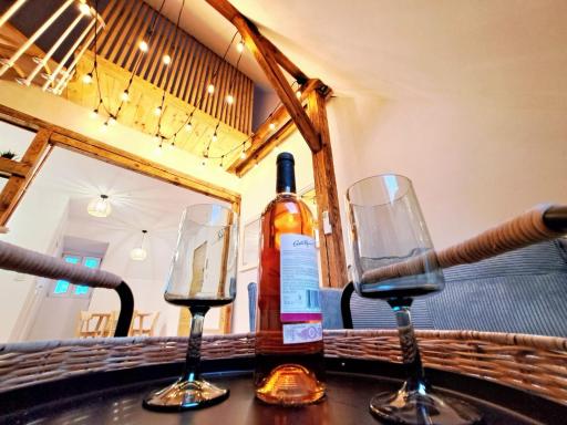 Garden House Jacuzzi - Hizvo