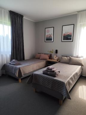 Pokoje gościnne ZACISZE - Housity