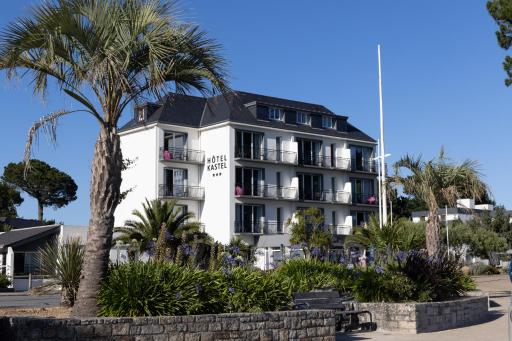 Hotel Kastel & Spa avec piscine d'eau de mer chauffée - Housity
