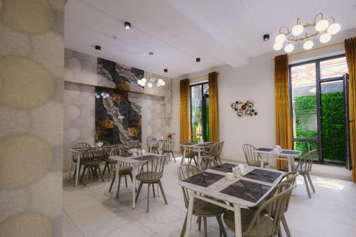 Beshchinor Hotel - Housity