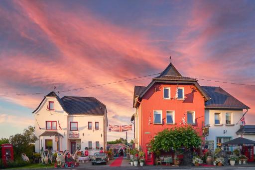 The Little Britain Inn Themed Hotel One of a Kind In Europe - Housity