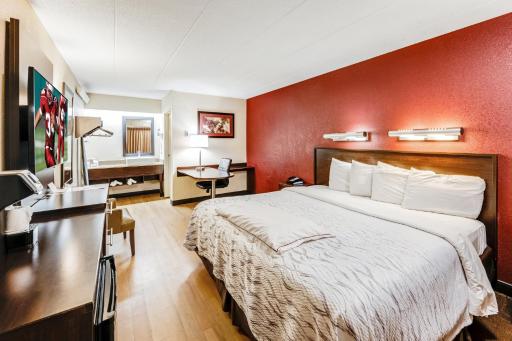 Red Roof Inn PLUS+ Washington DC - Alexandria - Housity