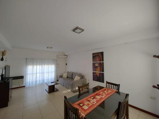 Hermoso departamento en Chivilcoy - Housity