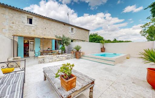 Nice Home In Port-Sainte-Foy-Pontch - Housity