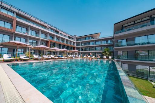 Royal Blue Resort & Residences - Hizvo