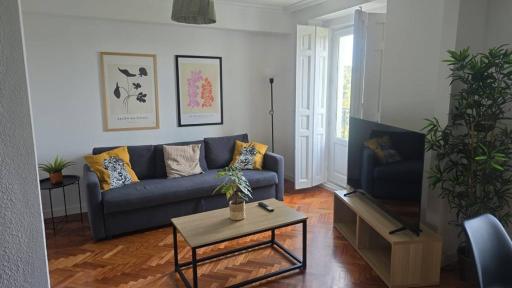Alcala Apartment - Housity