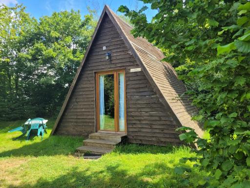 Camping les Hirondelles - Housity