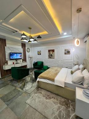 Apartment 004 Royale - Hizvo