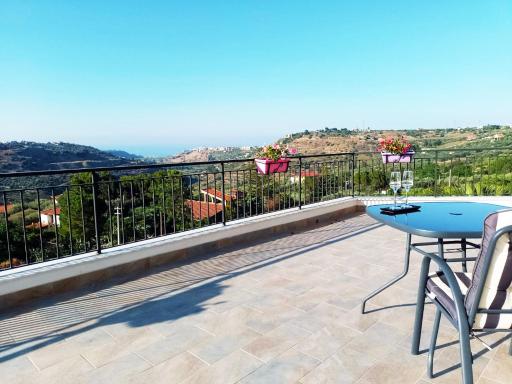 Granatelli Holiday Home, Altavilla Milicia, Palermo - Housity
