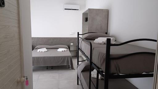 Villa3 Cancelli Guesthouse B&B via del Mare Formia - Housity