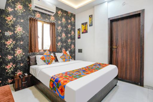 FabHotel The Regal Inn - Housity