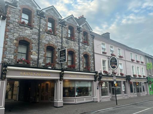 Foley's Townhouse Killarney - Housity