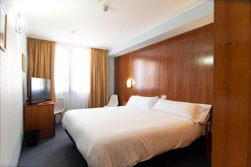 Hotel Beratxa - Housity