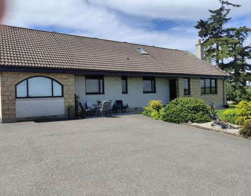 Hillhaven Bed &Breakfast - Housity