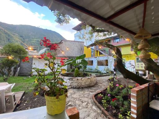 Garden House Hostal - Housity