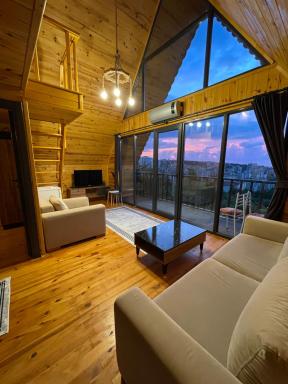 KAŞÜSTÜ BUNGALoV - Housity