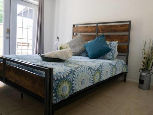 Mi Casa Es Tu Casa, Airport Suites - Housity